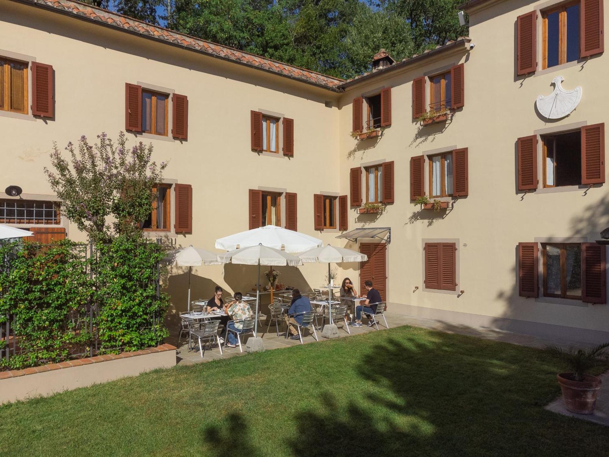 Agriturismo Torreghiotta ปิสโตยา ภายนอก รูปภาพ