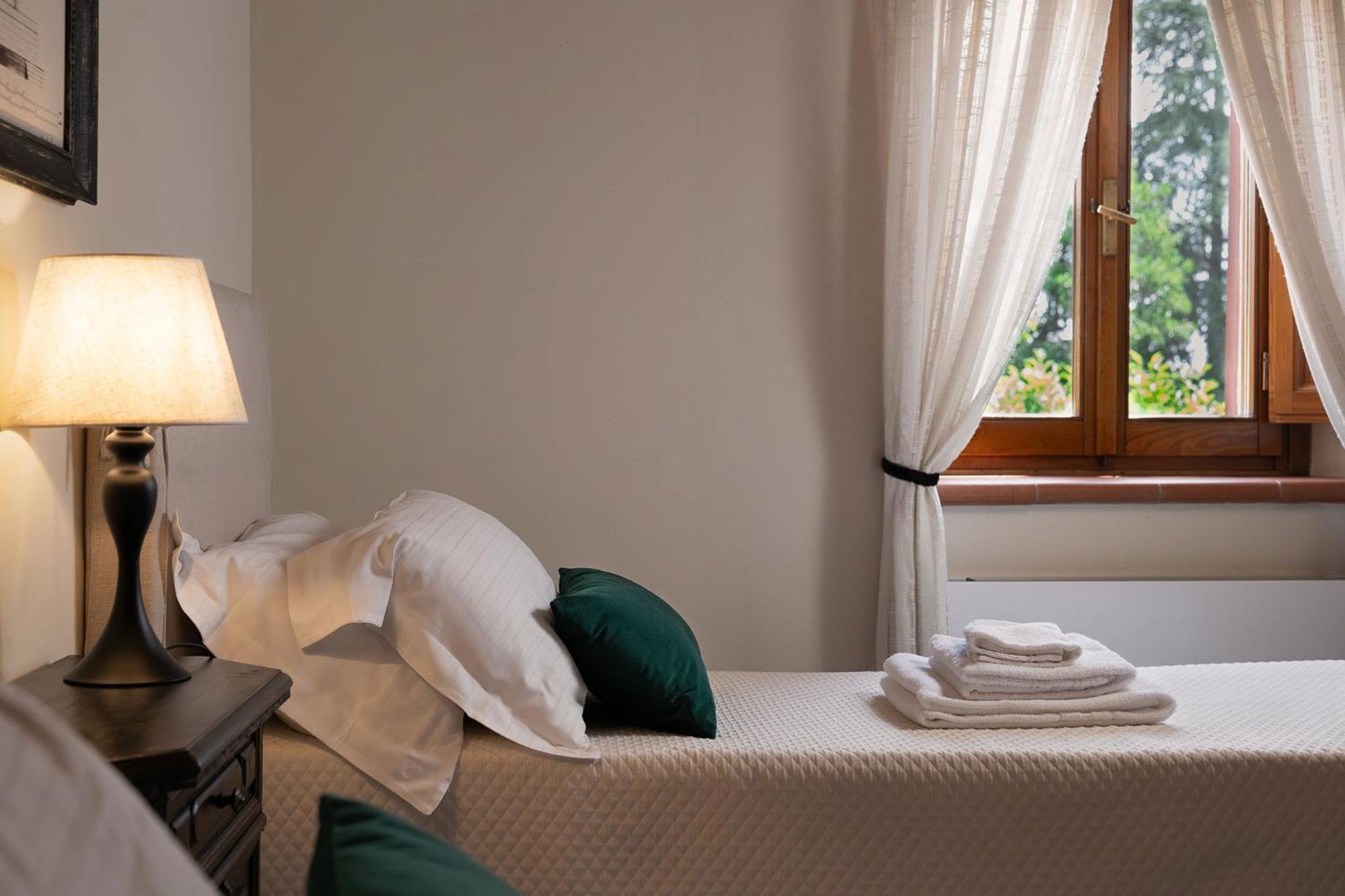 Agriturismo Torreghiotta ปิสโตยา ภายนอก รูปภาพ